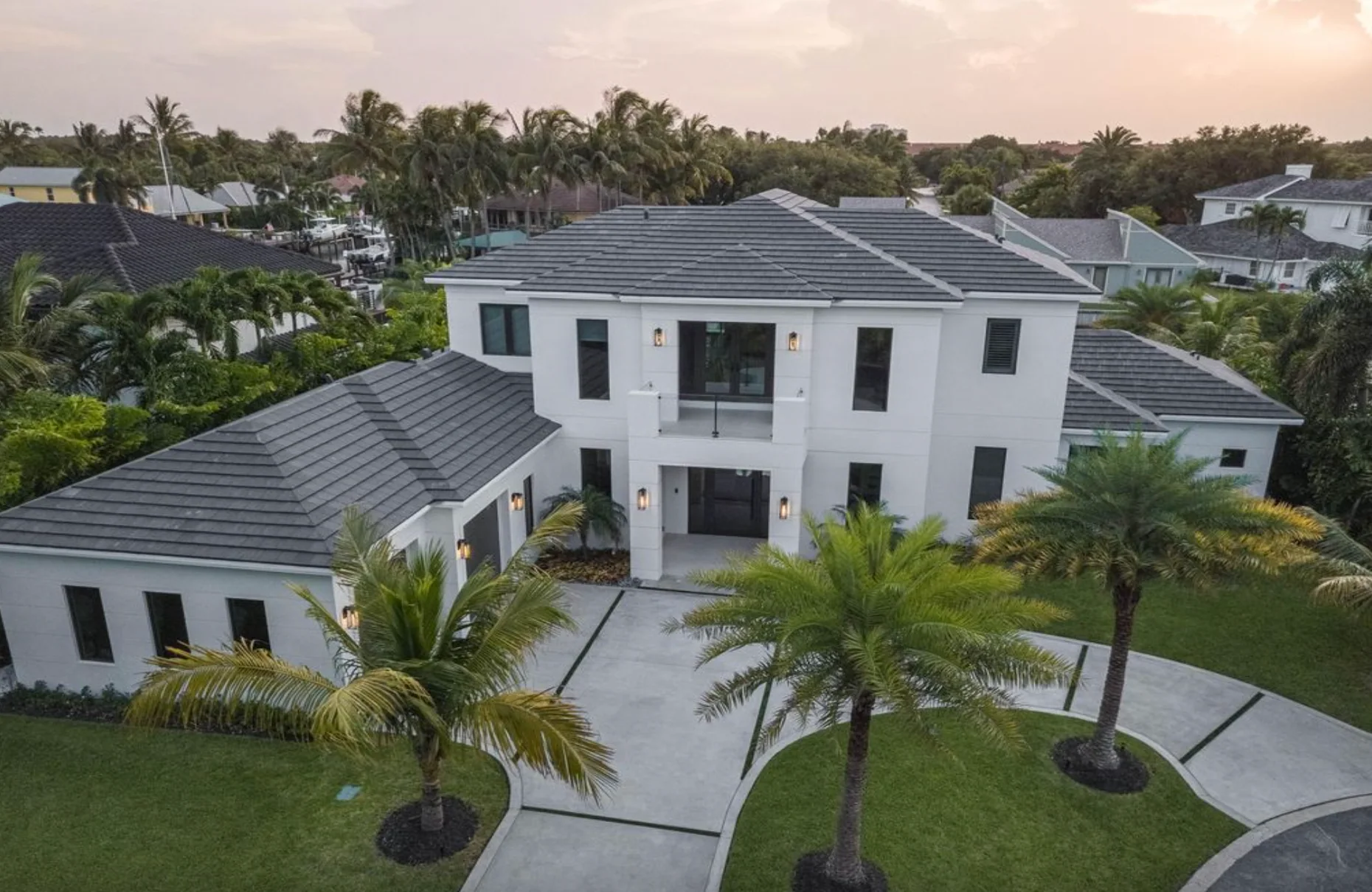 2290 Bay Village Court, from above