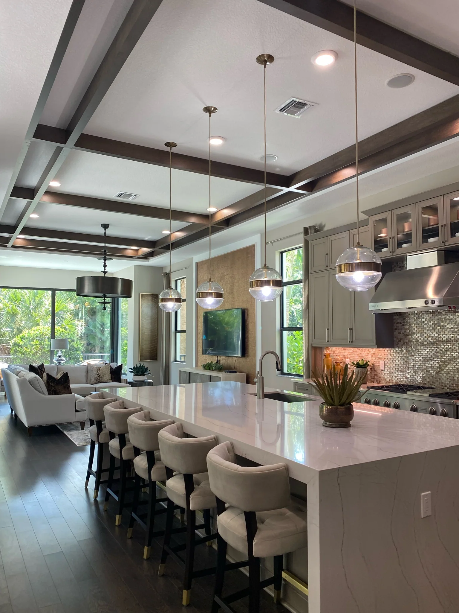 Artistry, Lot 207, great room